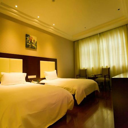 Greentree Inn Shanghai Zhongshan Hutai Hotel Exterior foto