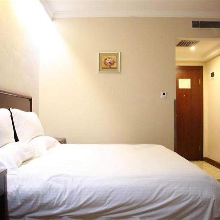 Greentree Inn Shanghai Zhongshan Hutai Hotel Exterior foto