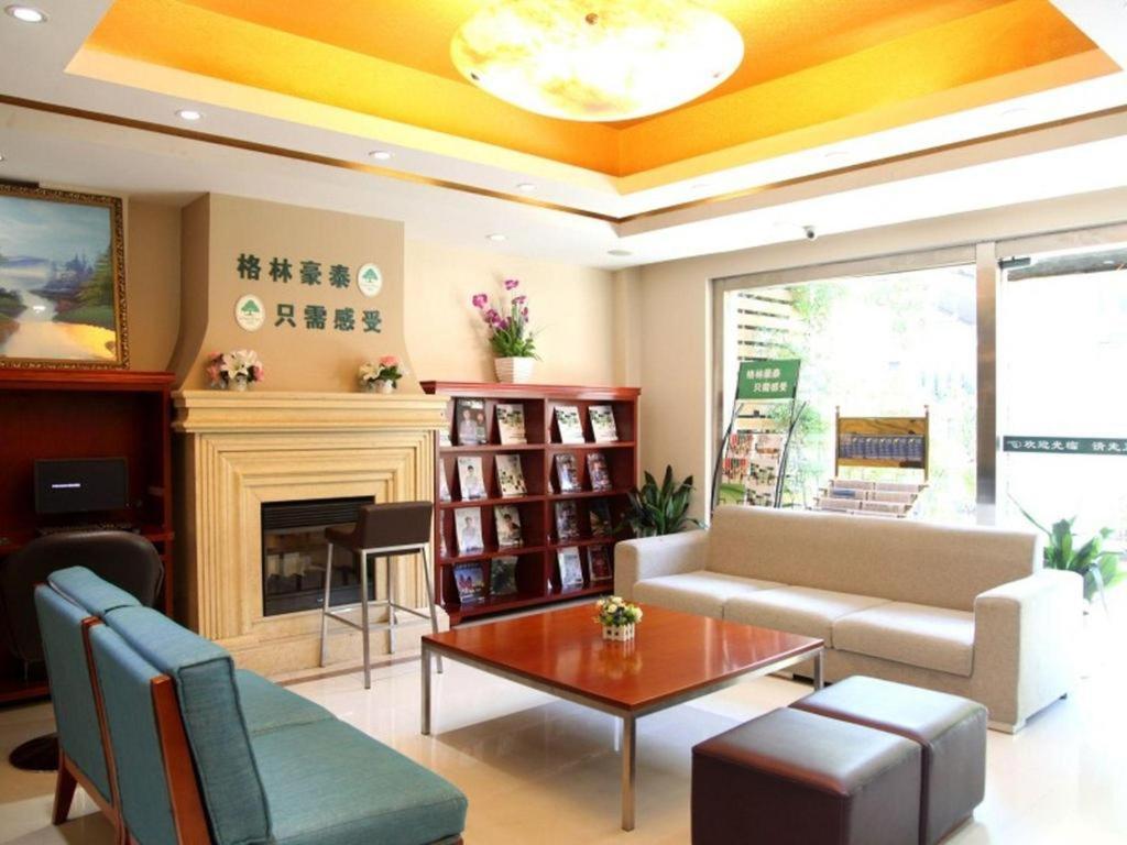 Greentree Inn Shanghai Zhongshan Hutai Hotel Exterior foto