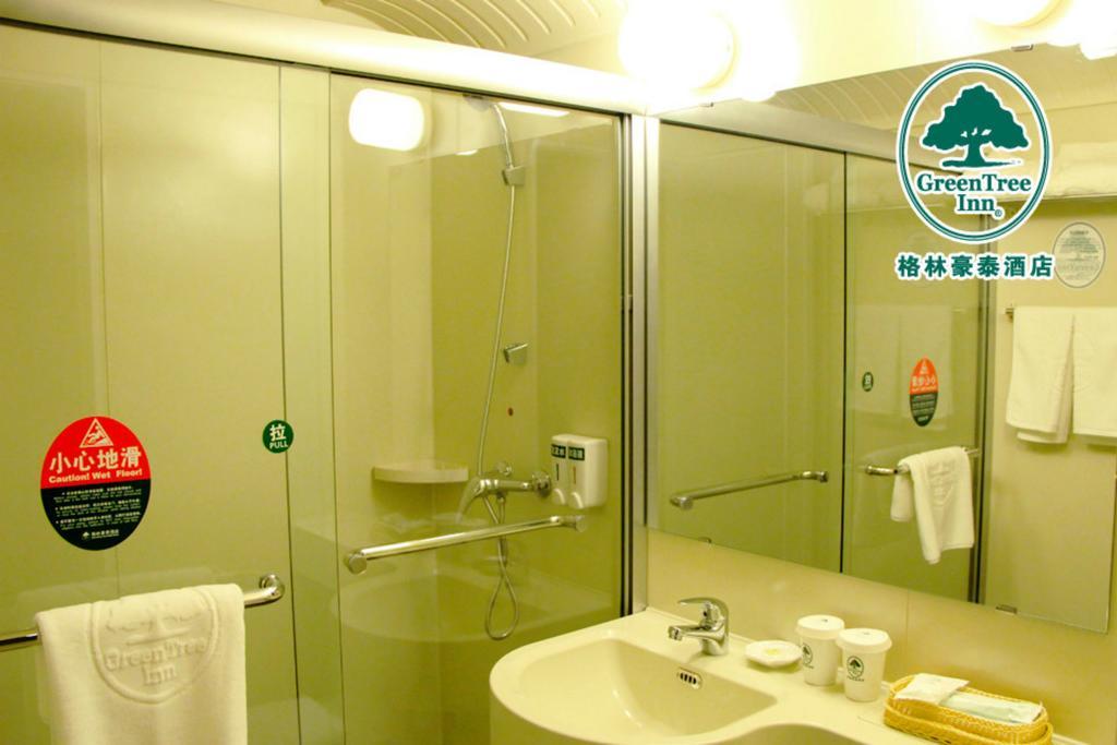 Greentree Inn Shanghai Zhongshan Hutai Hotel Exterior foto